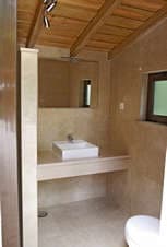 casa de banho privado tenda bambu glamping nazaré